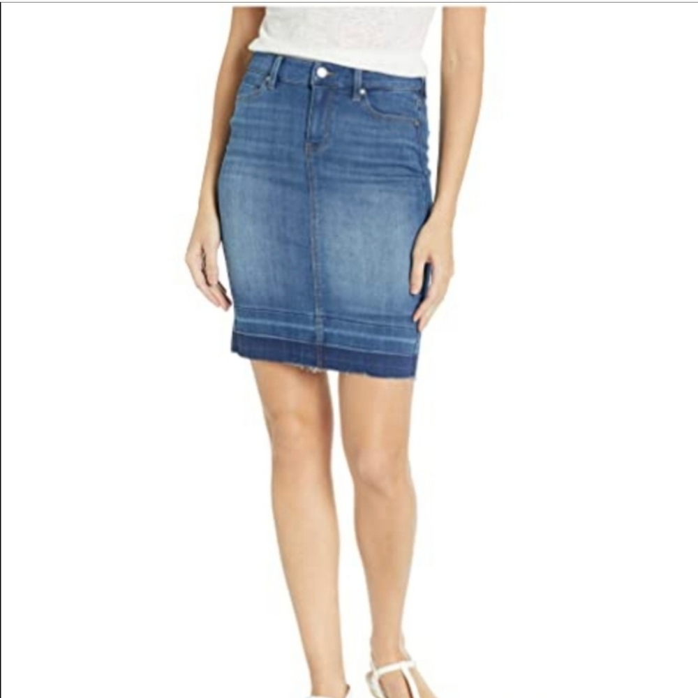 Liverpool Womens denim released hem pencil skirt size 6P Petite